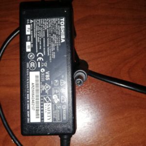 Orijinal Toshiba Laptop Adaptörü 19v 3.42a (İkinci El)