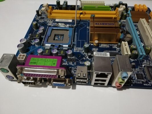 gigabyte ga-g31m-es2l ddr2 anakart 775 anakart  