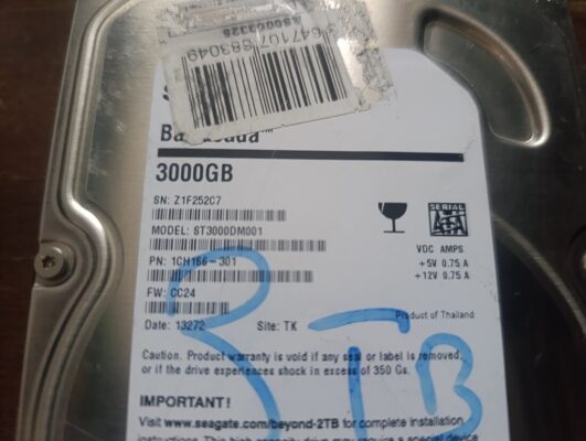 st3000dm001 arızalı 3 tb sata hard disk  