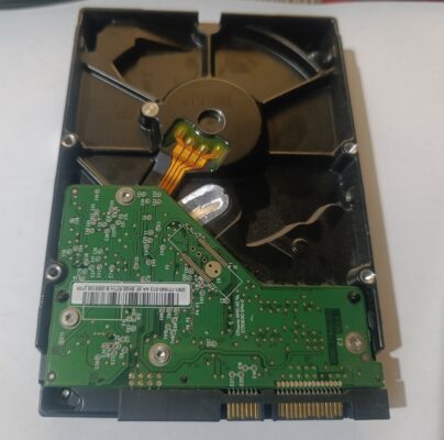 Western Digital Wd 320 gb sata WD3200AAKX hdd  