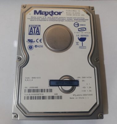 Maxtor 6L300S0 sata hard disk 300 gb hdd  