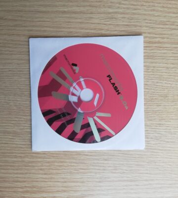 orjinal macromedia flash 5.0 mac kurulum cd  