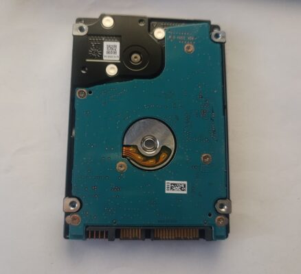 toshiba MQ01ABD032 2.5" 320 gb sata hard disk  