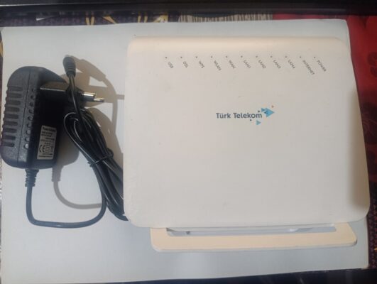 Zyxel VMG3312-B10B 4 Port 300 Mbps VDLS2 Modem  