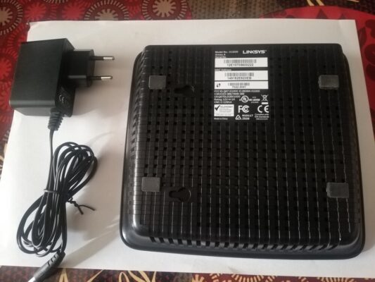 LINKSYS X1000 300MBPS KABLOSUZ-N 4 PORT ADSL2+ MODEM  
