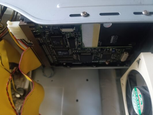 isa slotlu kasa win 98 serial portlu  