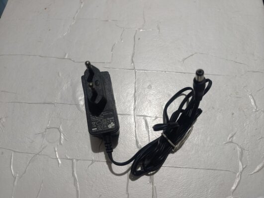 T090060-2C1 9V 0.6A adaptör  