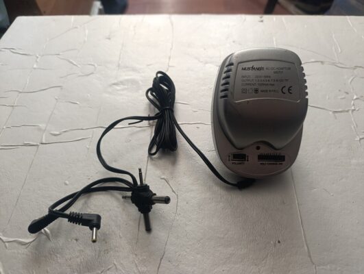 evrensel adaptör ac-dc adaptör 1000ma  