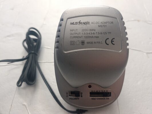 evrensel adaptör ac-dc adaptör 1000ma  