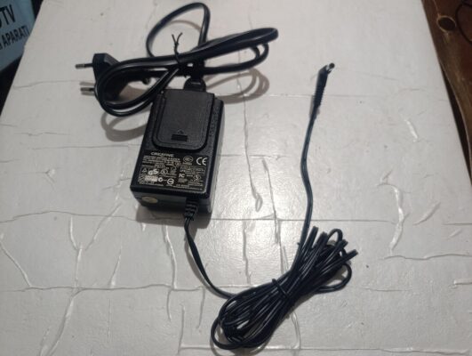CREATIVE TESA9B-0501800-A 100-240V 50/60Hz 0.28A  