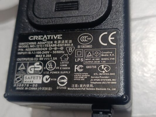 CREATIVE TESA9B-0501800-A 100-240V 50/60Hz 0.28A  